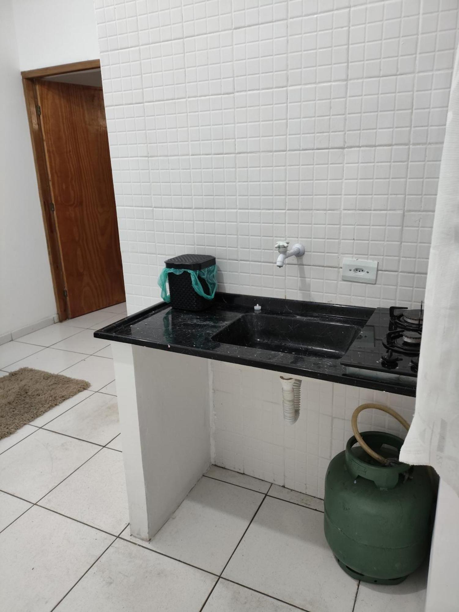 1 No Tremembe Cozinha Banheiro